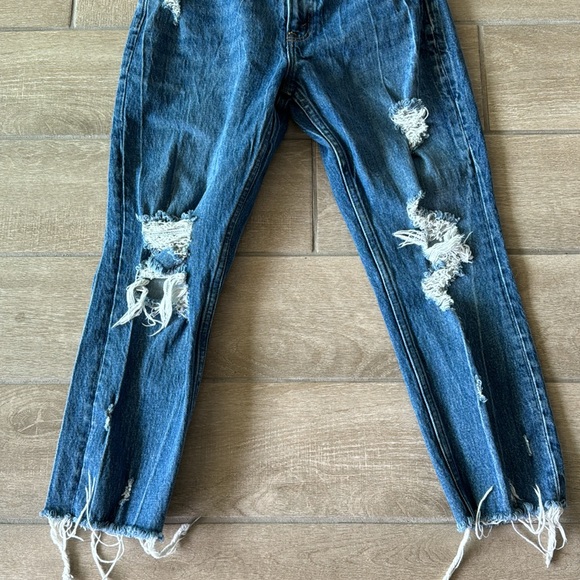 Abercrombie & Fitch The Mom High Rise Jeans Size: 26 XS - Picture 3 of 7